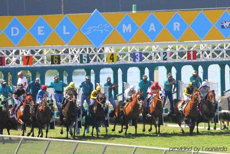 فندق وأجنحة هوليداي إن إكسبريس سان دييجو-إيسكونديدو إسكونديدو المظهر الخارجي الصورة
